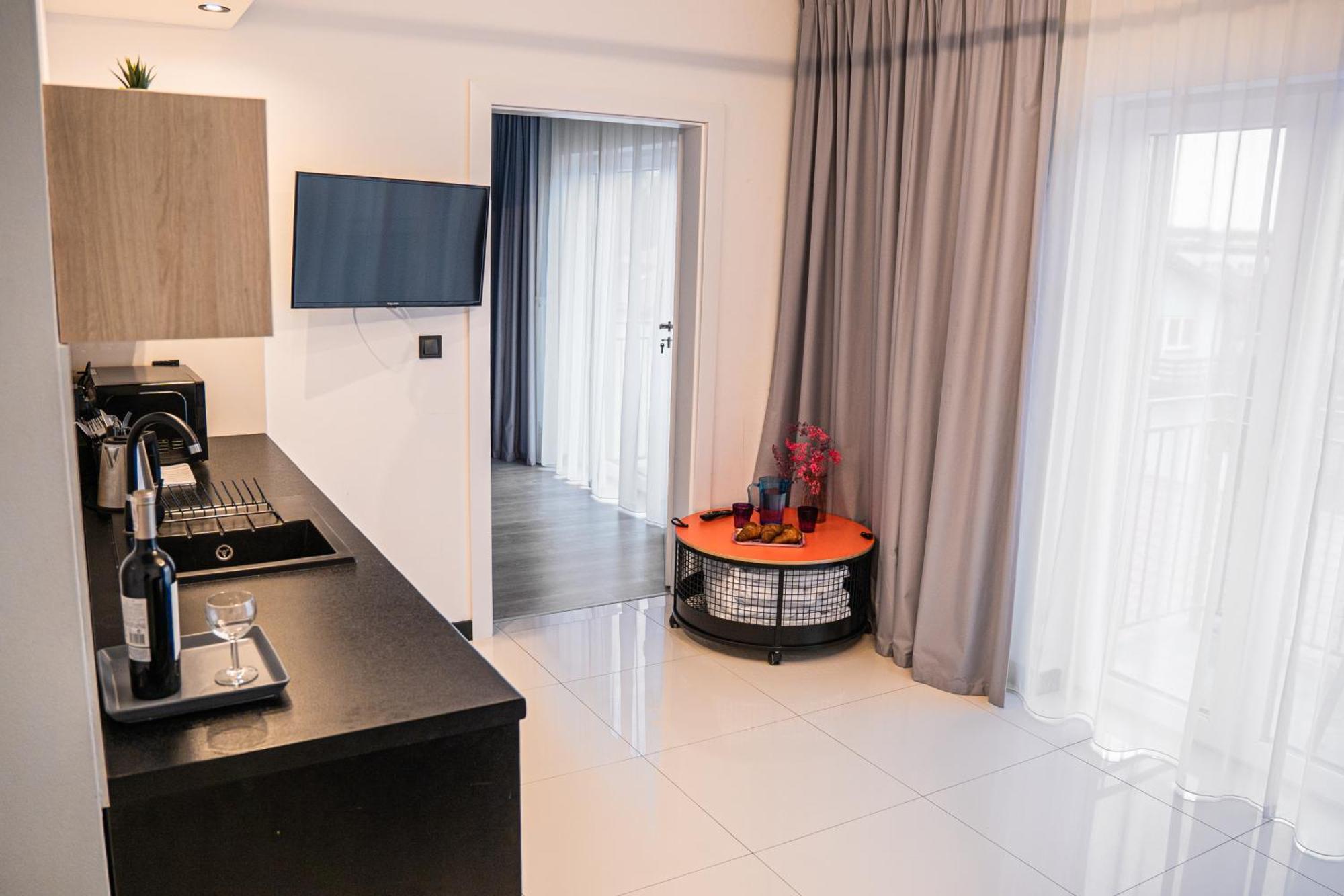 Ind.U Apartamenty Kołobrzeg Exterior foto